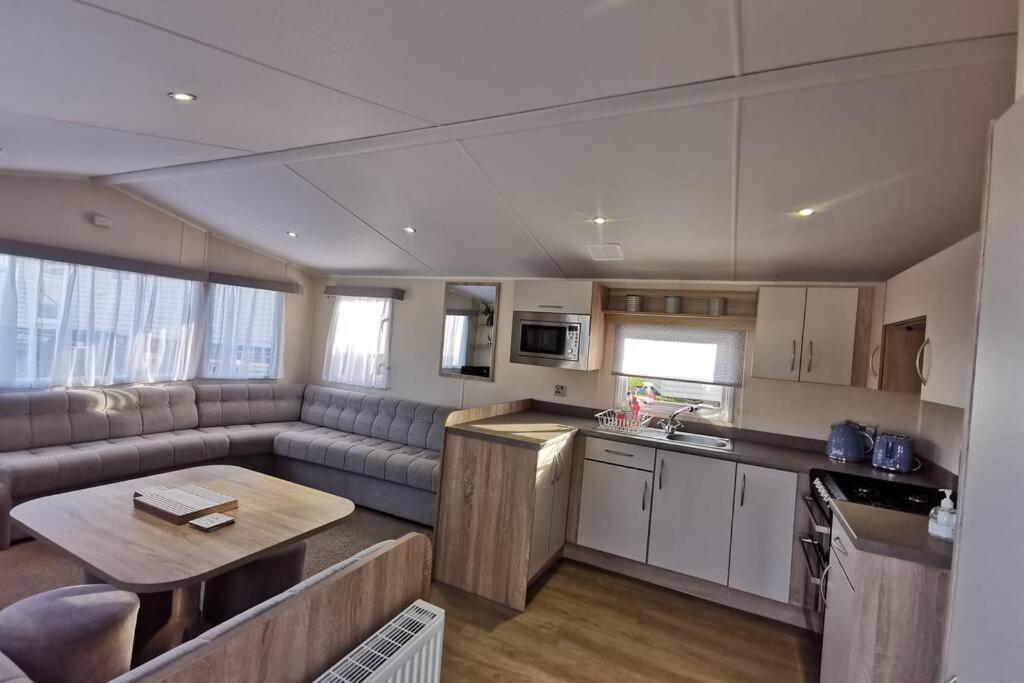 8 Sleep Chalet At Newquay Away Resorts Nb160 Buitenkant foto