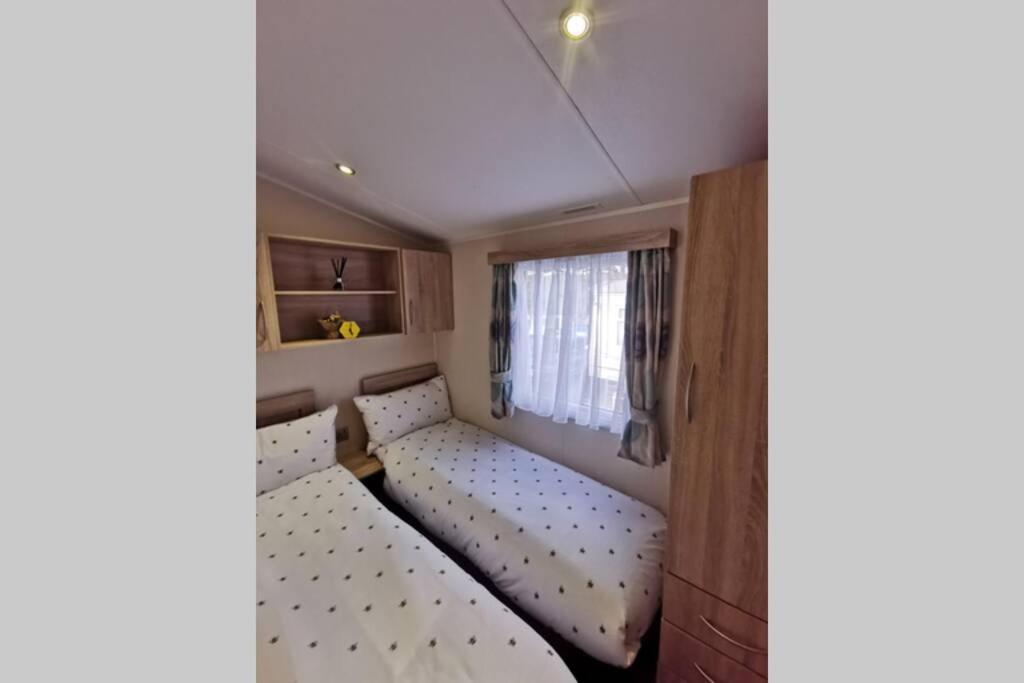8 Sleep Chalet At Newquay Away Resorts Nb160 Buitenkant foto