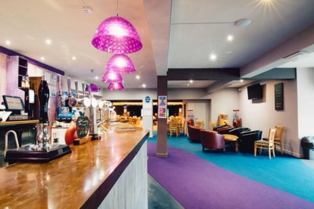 8 Sleep Chalet At Newquay Away Resorts Nb160 Buitenkant foto